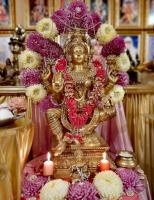 Поднесение санкальпы на пуджу в Шива Према Сагар ашраме