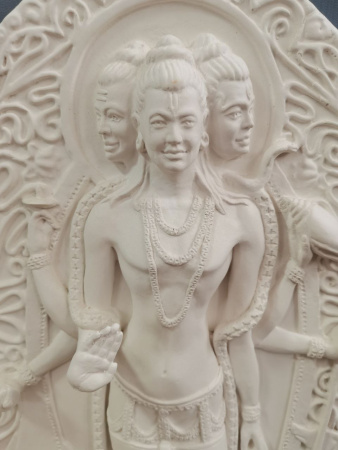 Барельеф Даттатрея