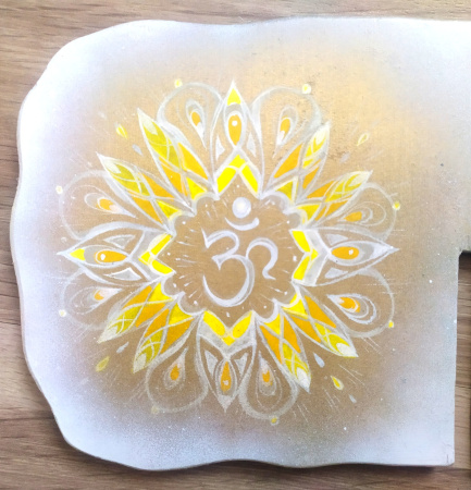 Подставка с мантрой ОМ