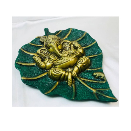 Ганеша на листке